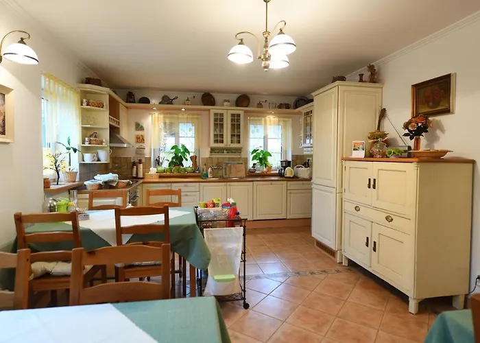 V Chaloupce 4* Rychnov nad Kneznou